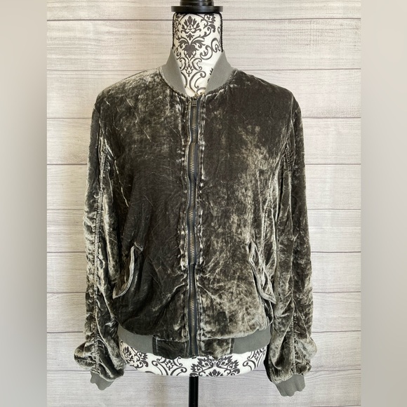 Free People | Women’s Ruched Velvet Bomber Jacket - Picture 3 of 8